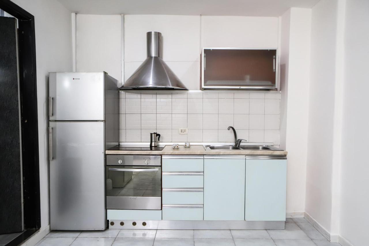 Napoli Centrale Budget Apartment Ngoại thất bức ảnh